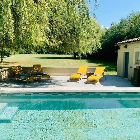 Bed and Breakfast Mas des muses LʼIsle-sur-la-Sorgue Exterior foto
